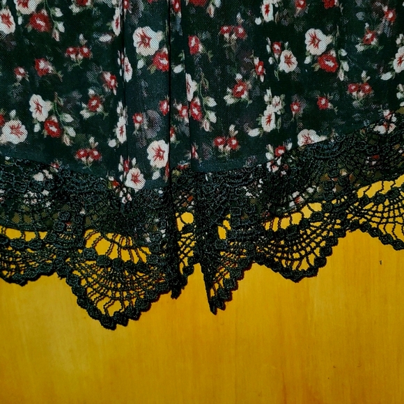 Self Esteem Long Sleeved Sheer Shirt with Floral Pattern 2X - Picture 3 of 8